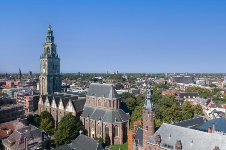 Jonge professionals in stad Groningen